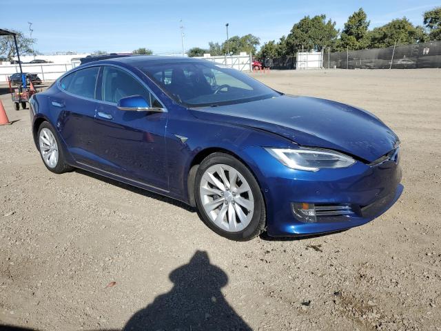 5YJSA1E28HF211062 - 2017 TESLA MODEL S ლურჯი ფოტო 4