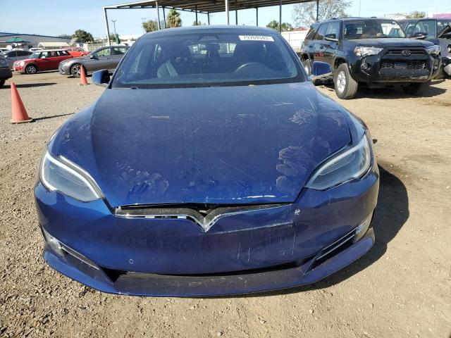 5YJSA1E28HF211062 - 2017 TESLA MODEL S ლურჯი ფოტო 5