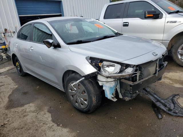 3KPA24AB0KE211263 - 2019 KIA RIO S SILVER photo 4