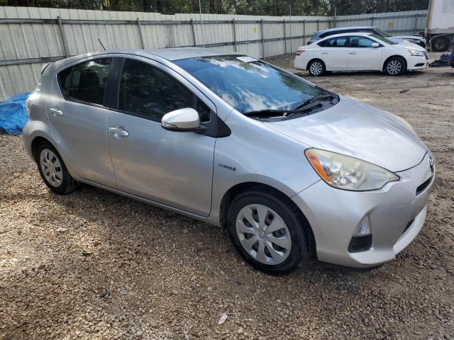 JTDKDTB34D1547598 - 2013 TOYOTA PRIUS C SILVER photo 4