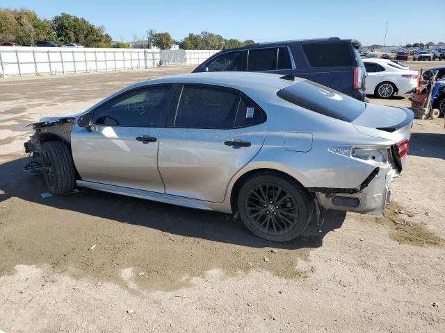 4T1B11HK7KU254233 - 2019 TOYOTA CAMRY L SILVER photo 2