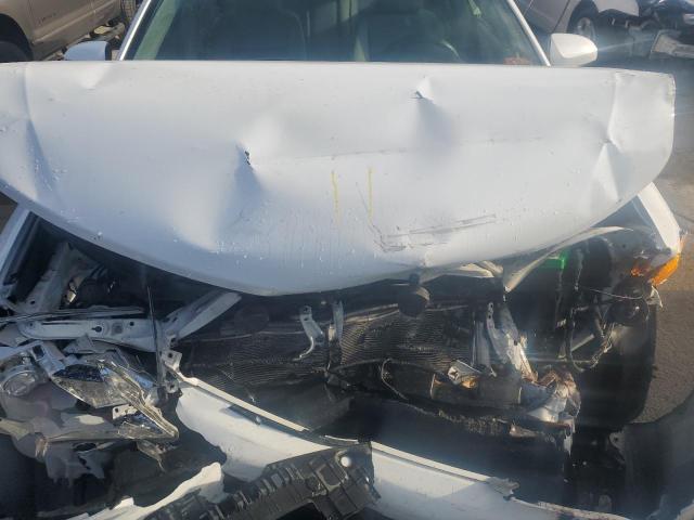 4T1BF1FK0DU221114 - 2013 TOYOTA CAMRY L WHITE photo 11