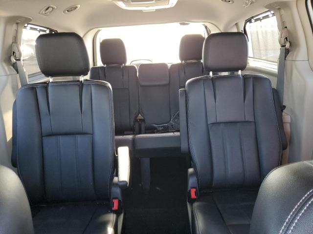 2C4RC1CG0GR113167 - 2016 CHRYSLER TOWN & COU TOURING L WHITE photo 10