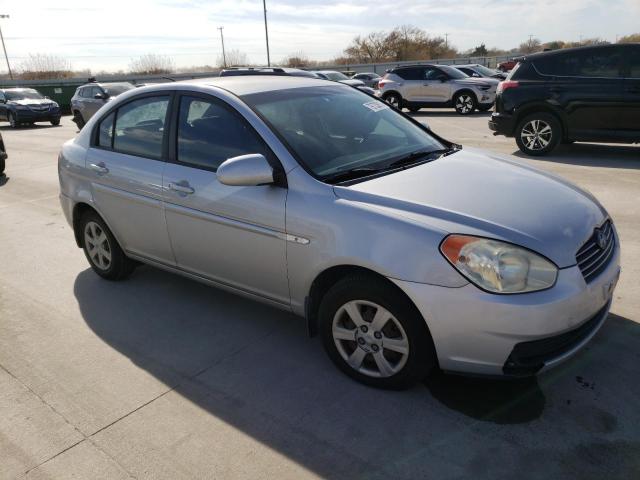 KMHCN46CX7U162952 - 2007 HYUNDAI ACCENT GLS SILVER photo 4