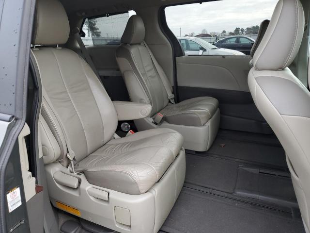 5TDYK3DC0BS126216 - 2011 TOYOTA SIENNA XLE SILVER photo 11