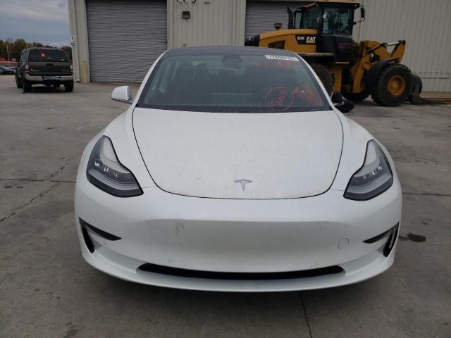 5YJ3E1EA8KF484087 - 2019 TESLA MODEL 3 WHITE photo 5