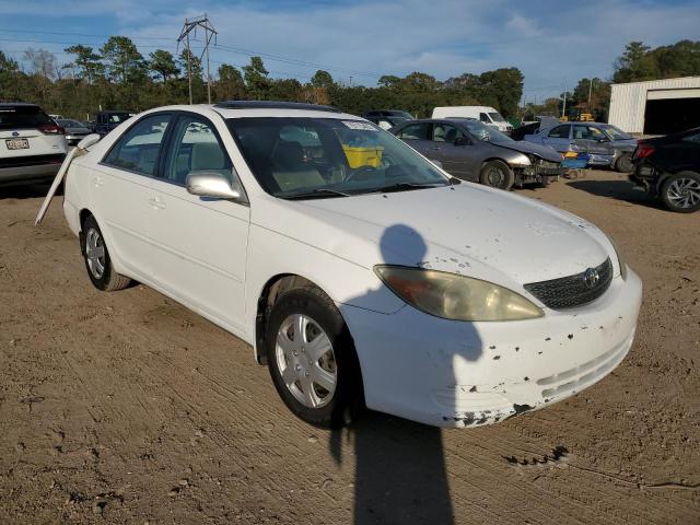 4T1BE32K52U073138 - 2002 TOYOTA CAMRY LE WHITE photo 4