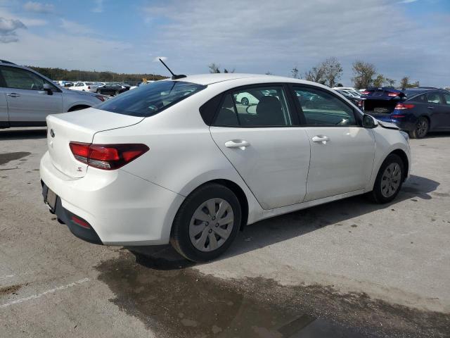 3KPA24AB9KE174102 - 2019 KIA RIO S WHITE photo 3