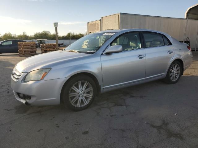 2006 TOYOTA AVALON XL, 