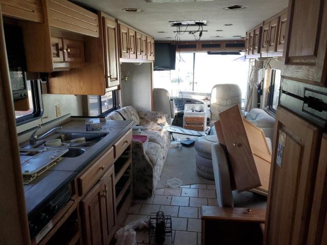 1RF12051612011857 - 2001 ROADMASTER RAIL DYANASTER TWO TONE photo 5