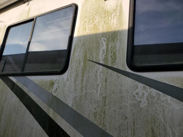 1RF12051612011857 - 2001 ROADMASTER RAIL DYANASTER TWO TONE photo 9