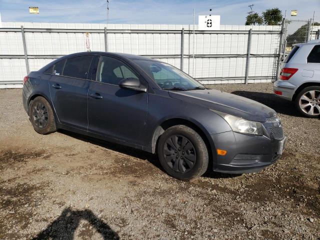 1G1PA5SG5D7241660 - 2013 CHEVROLET CRUZE LS GRAY photo 4