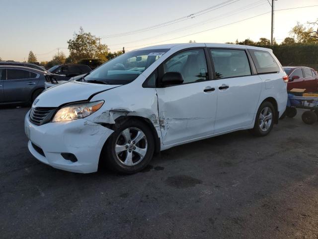 2014 TOYOTA SIENNA, 