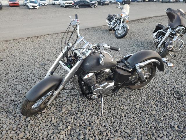 JH2RC446X1M453046 - 2001 HONDA VT750 CD2 GRAY photo 2