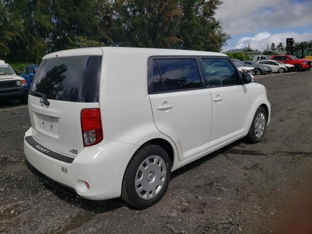 JTLZE4FE4FJ081997 - 2015 TOYOTA SCION XB WHITE photo 3