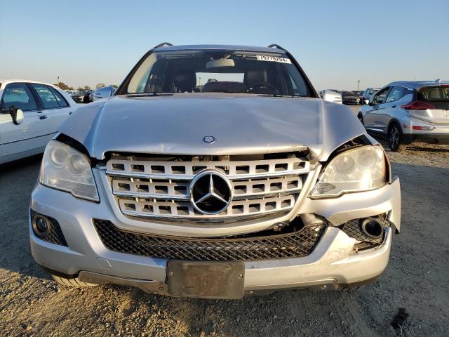 4JGBB8GB3BA706056 - 2011 MERCEDES-BENZ ML 350 4MATIC SILVER photo 5