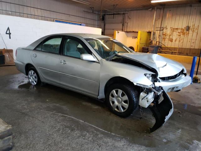 4T1BE32K64U928139 - 2004 TOYOTA CAMRY LE SILVER photo 4