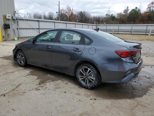 3KPF24AD0PE572071 - 2023 KIA FORTE LX GRAY photo 2