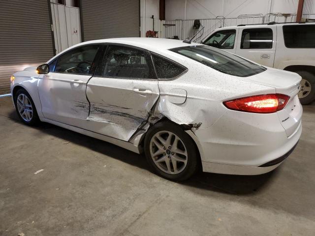 1FA6P0HD0G5134913 - 2016 FORD FUSION SE WHITE photo 2