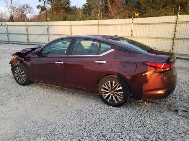 1N4BL4DV7PN320223 - 2023 NISSAN ALTIMA SV MAROON photo 2