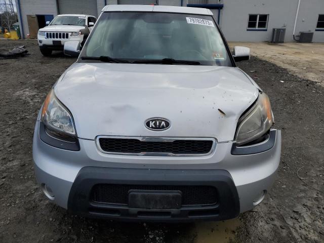 KNDJT2A26B7313233 - 2011 KIA SOUL + SILVER photo 5