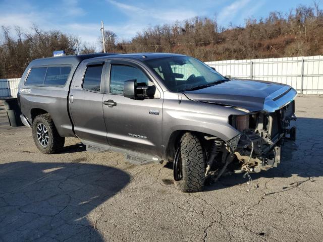 5TFUY5F1XKX814402 - 2019 TOYOTA TUNDRA DOUBLE CAB SR/SR5 GRAY photo 4