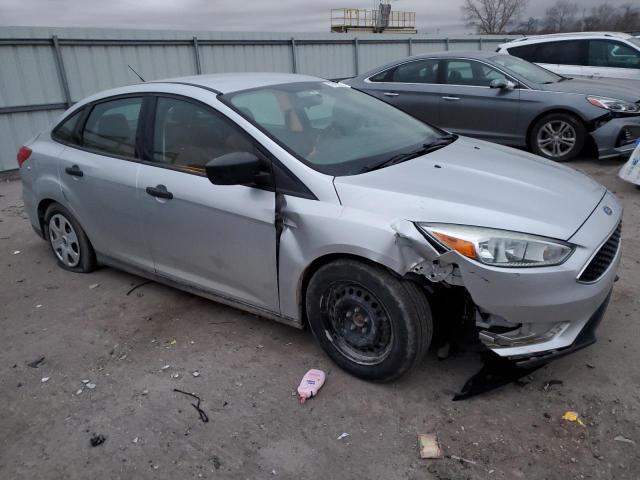 1FADP3E22FL308356 - 2015 FORD FOCUS S SILVER photo 4