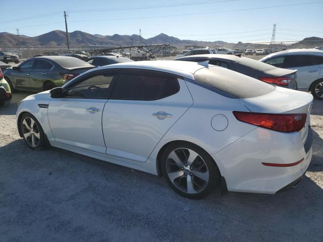 KNAGM4A77F5644075 - 2015 KIA OPTIMA LX WHITE photo 2