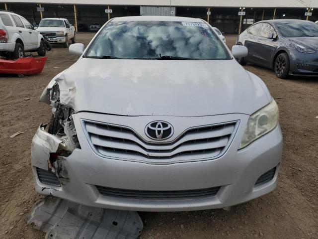 4T1BF3EKXBU180825 - 2011 TOYOTA CAMRY BASE GRAY photo 5