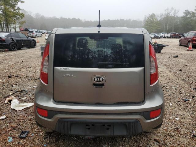 KNDJT2A6XD7540933 - 2013 KIA SOUL + GRAY photo 6