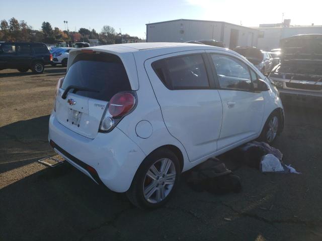 KL8CD6S96DC547982 - 2013 CHEVROLET SPARK 1LT WHITE photo 3