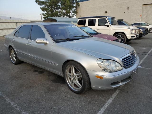 WDBNG75JX3A317163 - 2003 MERCEDES-BENZ S 500 SILVER photo 4