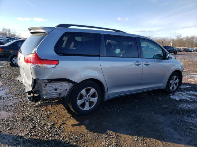 5TDKK3DC9DS378250 - 2013 TOYOTA SIENNA LE GRAY photo 3