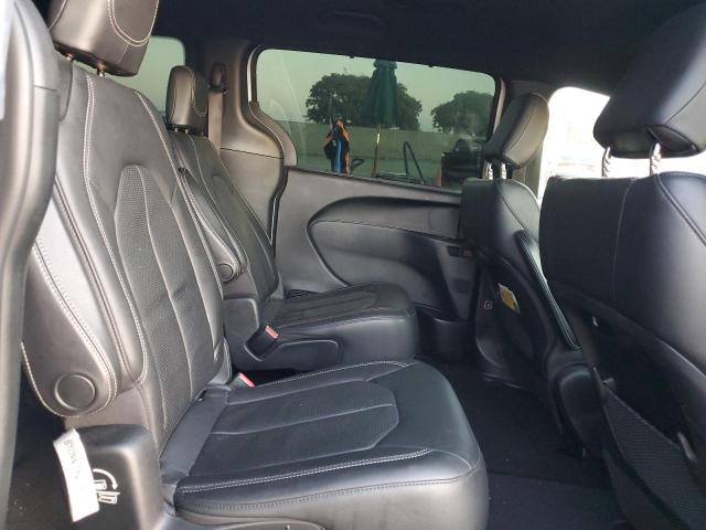 2C4RC1BG3JR260432 - 2018 CHRYSLER PACIFICA TOURING L WHITE photo 11