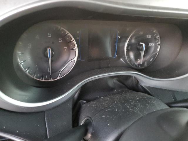 2C4RC1BG3JR260432 - 2018 CHRYSLER PACIFICA TOURING L WHITE photo 9