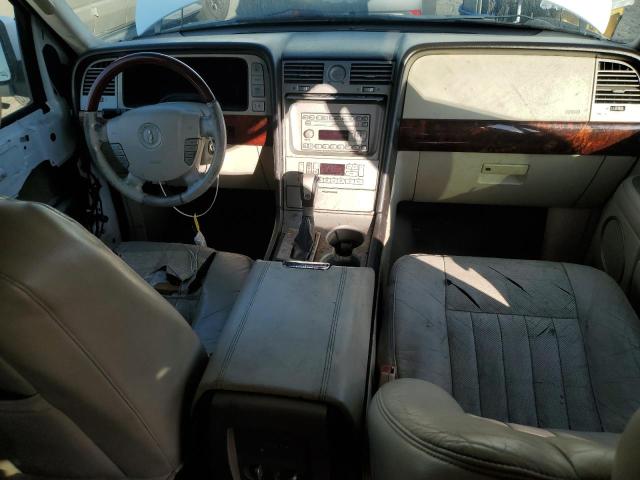 5LMFU27R23LJ05729 - 2003 LINCOLN NAVIGATOR თეთრი ფოტო 8
