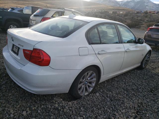 WBAPK7G50BNN87340 - 2011 BMW 328 XI WHITE photo 3