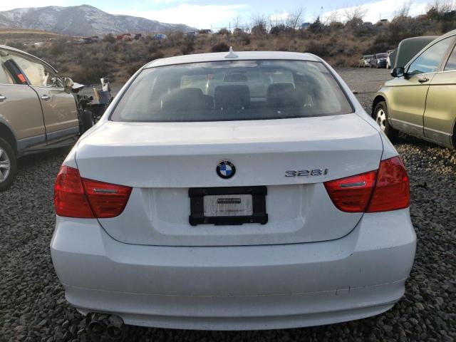 WBAPK7G50BNN87340 - 2011 BMW 328 XI WHITE photo 6