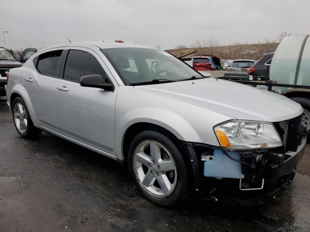 1B3BD4FB3BN563158 - 2011 DODGE AVENGER EXPRESS 银色 照片 4