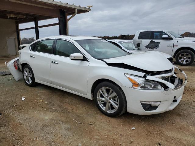 1N4AL3AP6DN441087 - 2013 NISSAN ALTIMA 2.5 WHITE photo 4