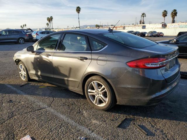 3FA6P0HD2JR223211 - 2018 FORD FUSION SE GRAY photo 2