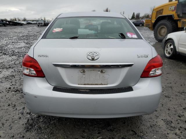 JTDBT903671092198 - 2007 TOYOTA YARIS SILVER photo 6