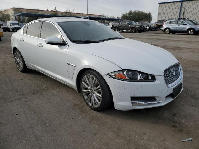 SAJWA0HB1CLS21026 - 2012 JAGUAR XF PORTFOLIO WHITE photo 4