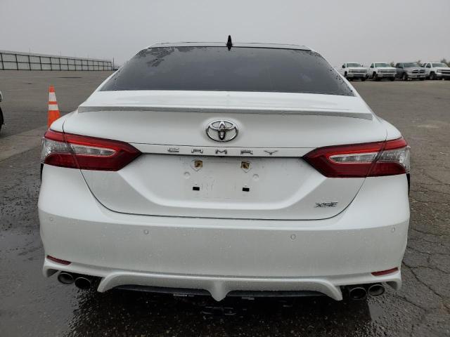 4T1BZ1HK6KU028368 - 2019 TOYOTA CAMRY XSE WHITE photo 6