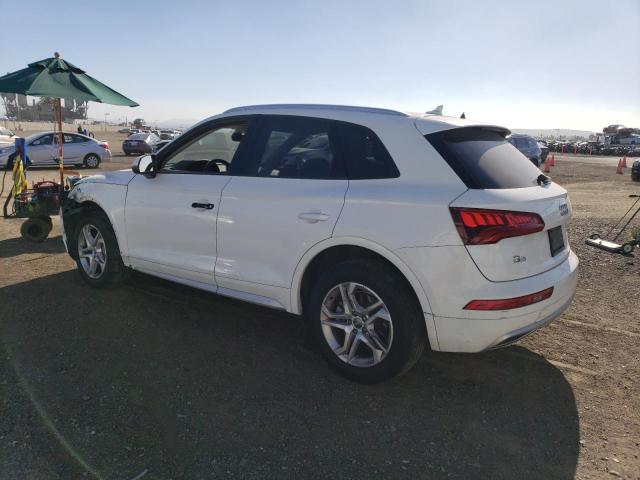 WA1ANAFY9J2177817 - 2018 AUDI Q5 PREMIUM WHITE photo 2