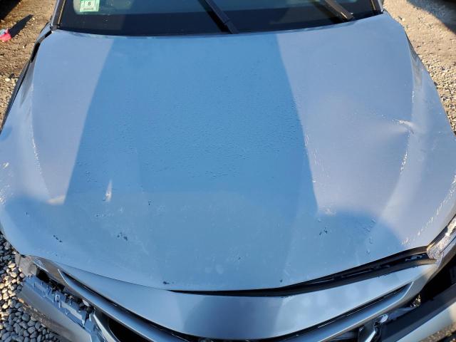 4T1B11HK3JU590637 - 2018 TOYOTA CAMRY L SILVER photo 11