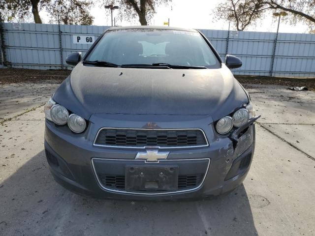 1G1JC6SG7D4201376 - 2013 CHEVROLET SONIC LT GRAY photo 5