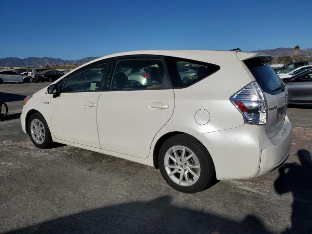 JTDZN3EU8E3328746 - 2014 TOYOTA PRIUS V WHITE photo 2