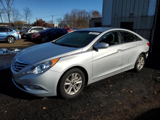 2013 HYUNDAI SONATA GLS, 