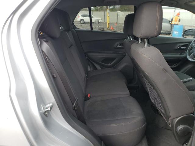 3GNCJKSB9KL384409 - 2019 CHEVROLET TRAX LS SILVER photo 10